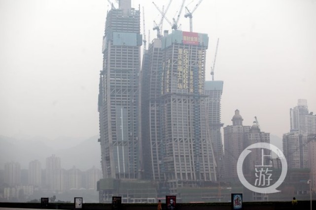 356米！重庆在建第一高楼封顶