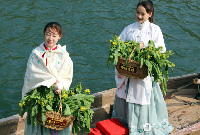 清遠(yuǎn)服裝怪異女子用菜心密挑戰(zhàn)維密