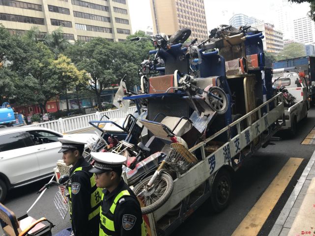 深圳交警動(dòng)真格了！1天查扣2525輛違法車拘留547人