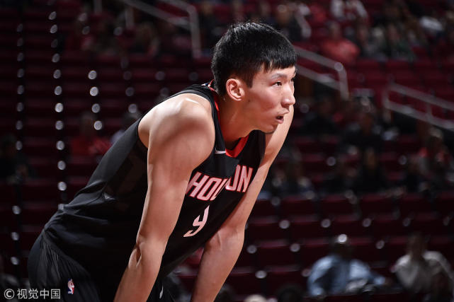 周琦闯荡NBA迈出第一步 打拼不易多给他点耐