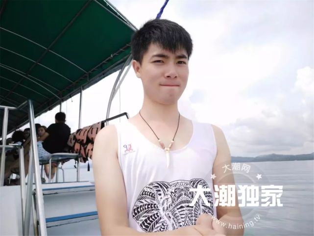 帅!海宁有个网红医生酷似明星 很多人拍他