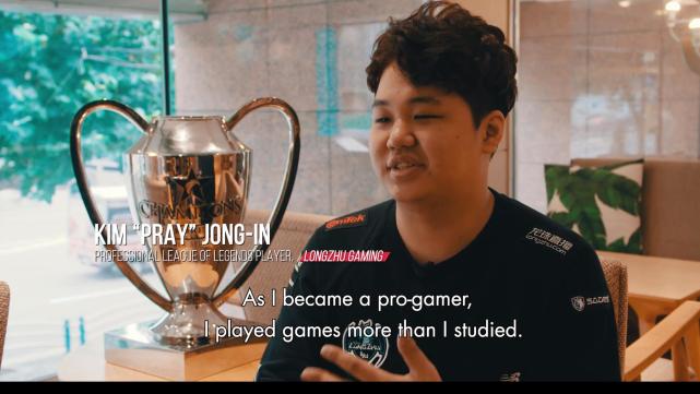 电竞之乡韩国:网咖成人才摇篮?职业选手一天练