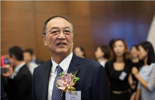 他曾掌管千亿集团，比马云还牛，如今市值却不如阿里零头