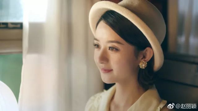 吴亦凡赵丽颖合作了一首歌,两家粉丝撕了七天