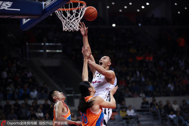 杰克逊29分广东擒上海3连胜 阿联37分创新高