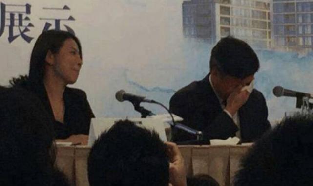 总裁汪孟德,副总裁兼董事会秘书高曦和首席财务官曹洪玲出席了发布会