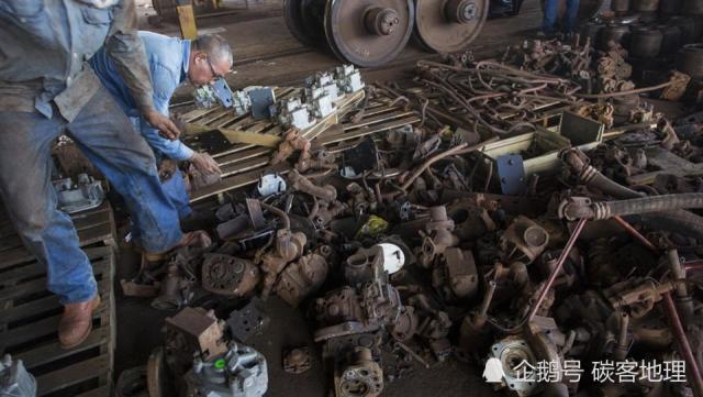 委内瑞拉也是石油蕴藏大国,为何穷成这样?