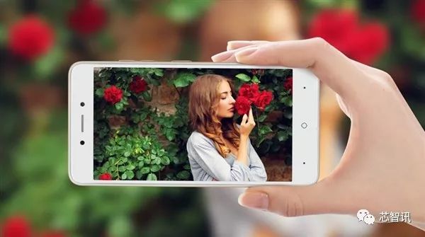 纯国产手机!中国移动A4发布:展讯芯+AliOS+华