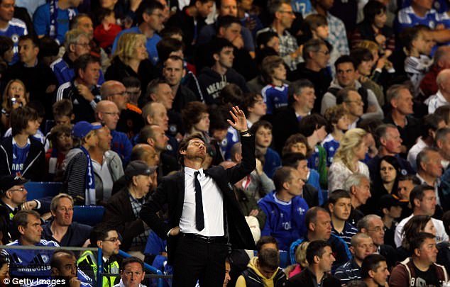 ��ͦ�׵٣�����˹�����ж����߲㣺������˧�ǳ�̬