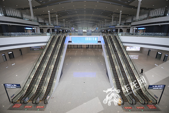 重庆西站近期投用咋乘车？带你提前打探