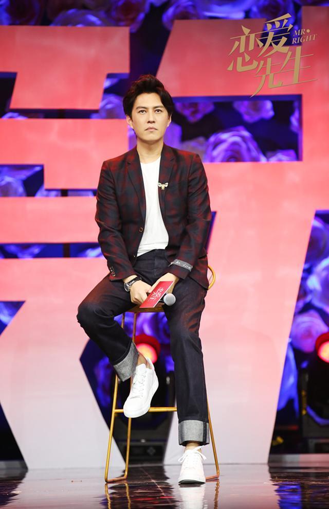 江疏影自曝靳东是理想型 曾擅用其照片拍戏险