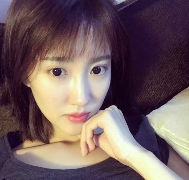 球迷说-美女球迷因梅西爱巴萨 直言梅西是信仰