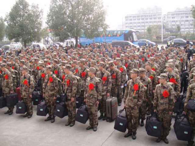 为什么现在越来越多的北京大学生去当兵了?真相说出来