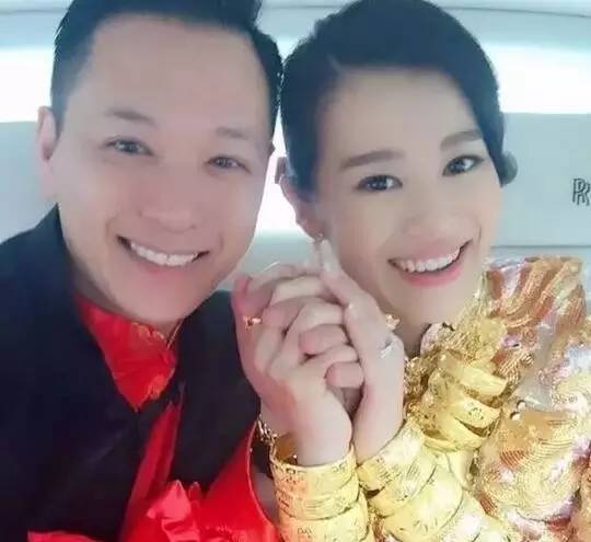 甩了相爱8年的黄宗泽，嫁给大叔环游世界，不漂亮的胡杏儿活出了最美人生！(图49)