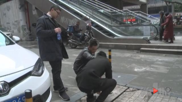 两公司争车位引冲突 记者调查发现非法占道