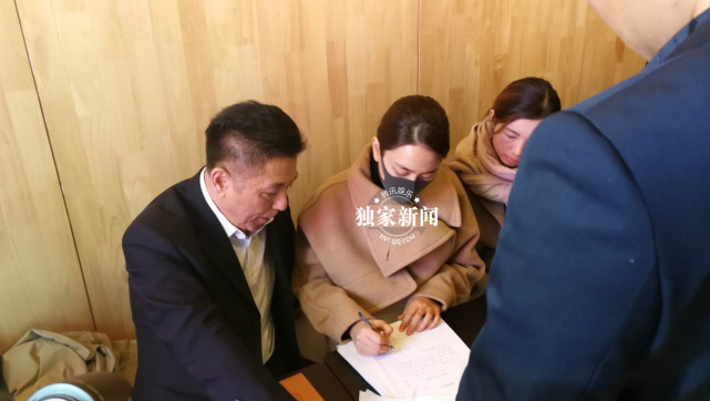 黄奕前夫爆料马苏拉皮条卖淫，马苏亲赴法院告他诽谤，表情严肃！ - 3