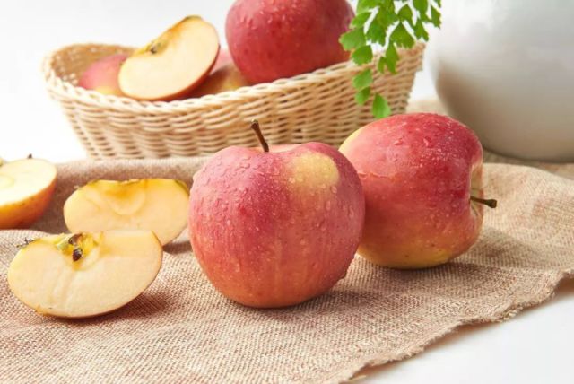 心理测试:你会选哪种水果与蜂蜜搭配成果汁,测