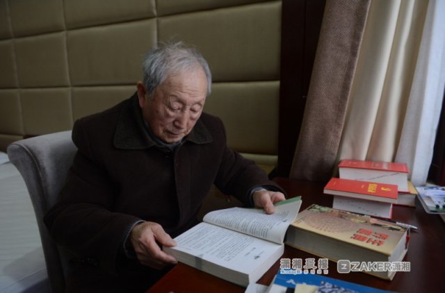 湖南最高龄考试达人!91岁嗲嗲1989年起自考拿