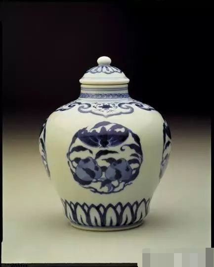 清代瓷器：蝙蝠纹寓意研究，真是太讲究啦！