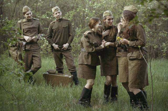 二战三大谣言:苏联女兵只穿裙子,一个德军能干掉一个团的美军