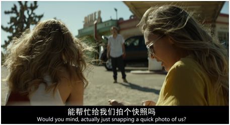 出国旅游必备,这两句英文助你找路人也能拍出美美的照片