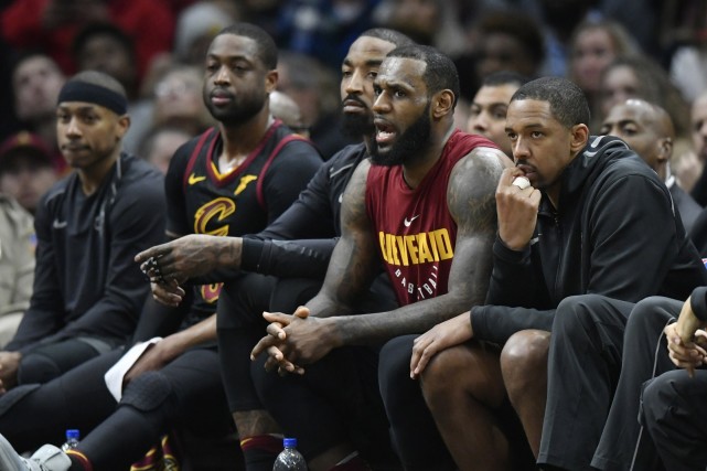 球迷都怒了！騎士遭球迷倒戈   首節發揮不佳被狂噓！-黑特籃球-NBA新聞影音圖片分享社區