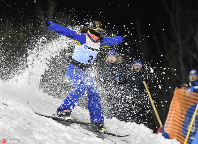 空中技巧世界杯徐梦桃蝉联冠军 贾宗洋收获第