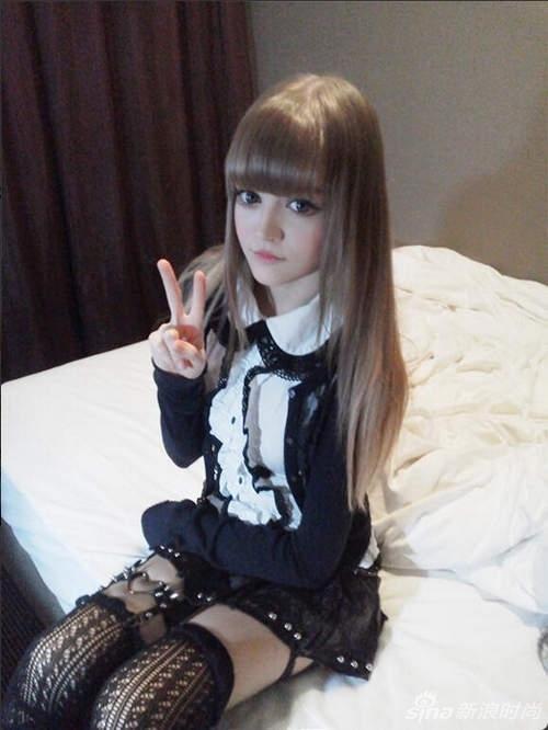 美国18岁真人芭比爆红网络,被传在日本下海拍