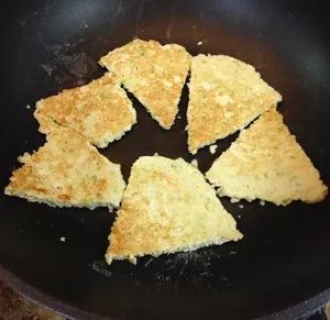640