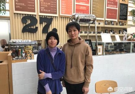 长相并不出众的窦靖童，为何能脱颖而出成为时尚达人？