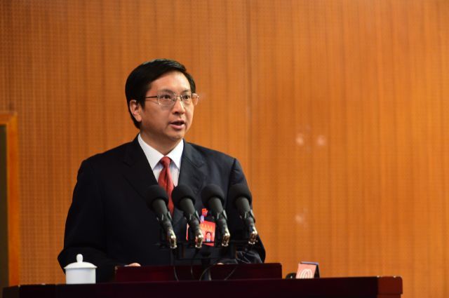 新鲜出炉!区长戴斌作龙岗区政府工作报告,全是