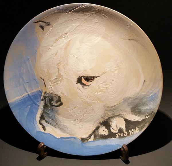 打破常规画展模式 油画家谌多个展“吠”西安开展