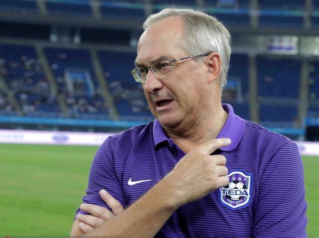 施蒂利克:外援使用取决于U23 9名U23无一人入