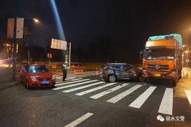 民警突然收到500元话费 原来是事故当事人想“意思一下”