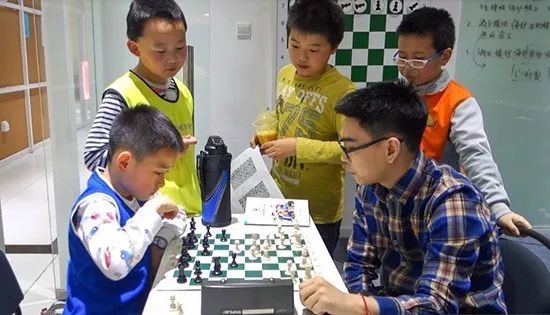 李睿阳学棋的故事