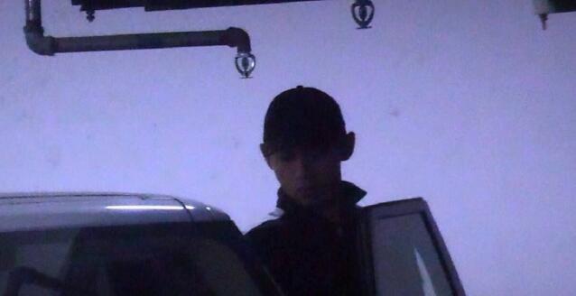 张继科景甜恋情被坐实? 两人车内拥吻被偷拍