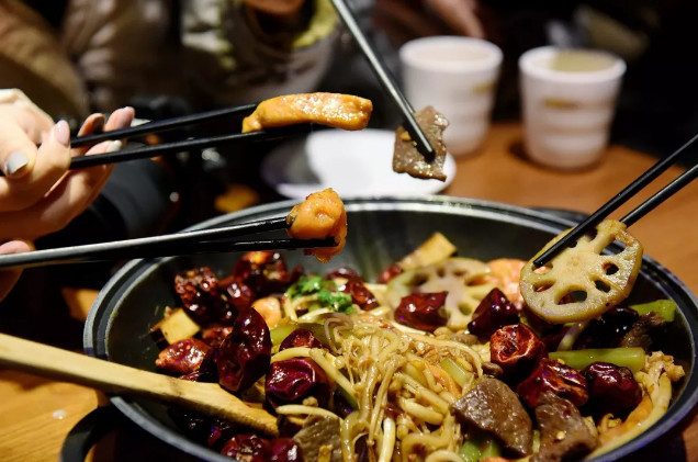 香锅锅的魅力，短剧中的美食传奇，香锅锅的魅力，短剧中的美食传奇