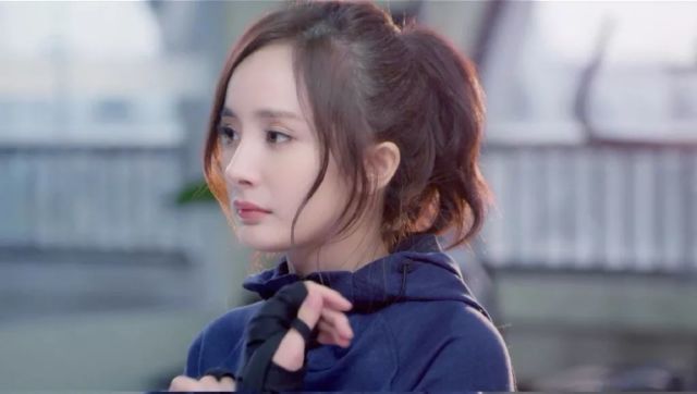 黄子韬《谈判官》发型是要上天?杨幂玩了N种