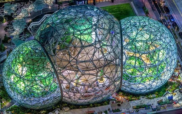 世界上只有两种办公大楼,一种是亚马逊的The 