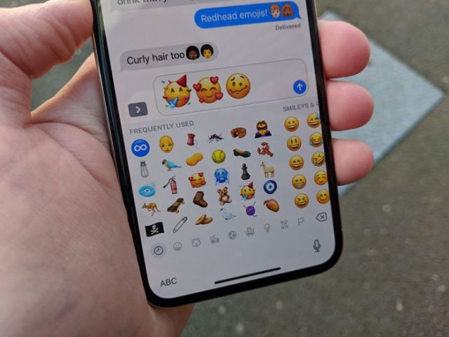 640