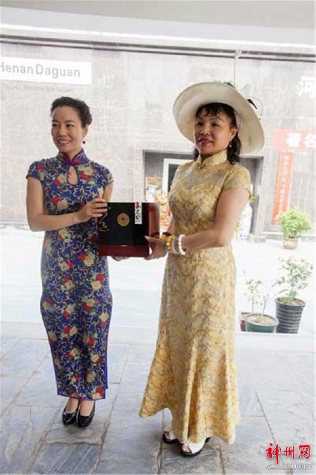 在中国频繁活动的灵光花仙子是总统夫人?缅甸:这人是假的