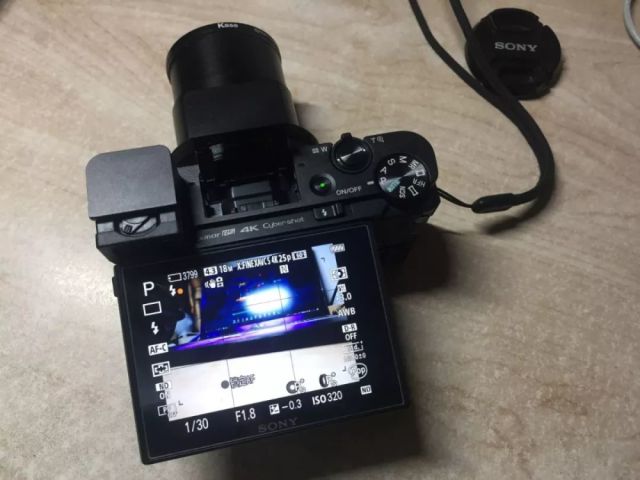 640