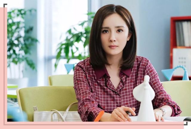 从翻译官到谈判官,杨幂承包了你的所有职场穿