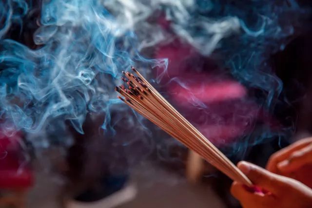 新年礼佛,传说中的这些拜佛禁忌,不要再迷信了