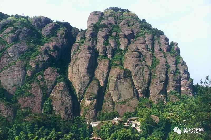 斗岩风景区 汤江岩风景区