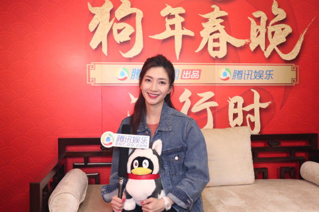 江疏影首登春晚舞台 自曝过年被催婚:爸妈让我找原因