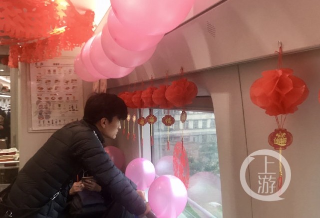 年味十足的列车,温暖旅客的回家路