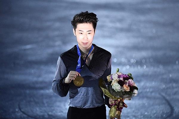 金博洋首届奥运会创中国纪录 20岁少年落泪展