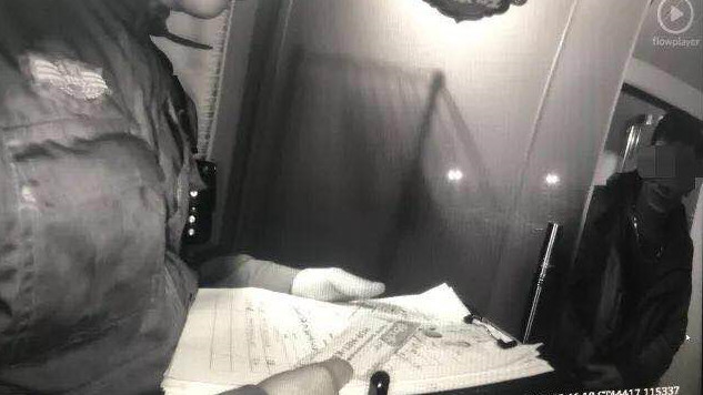  廣州一男子過年攜家人到杭州旅游 剛到酒店就進(jìn)了看守所