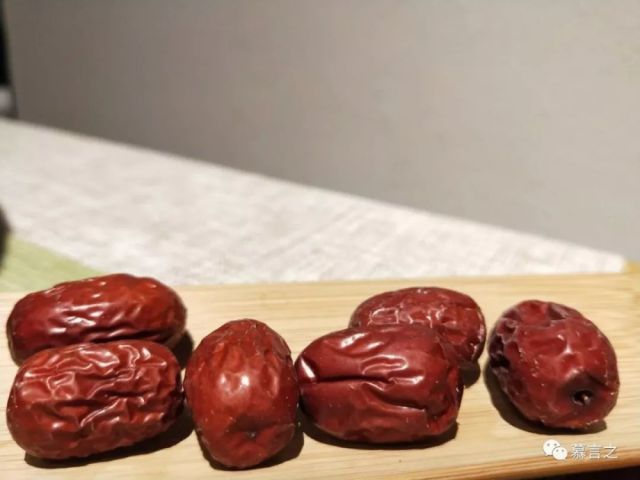 640